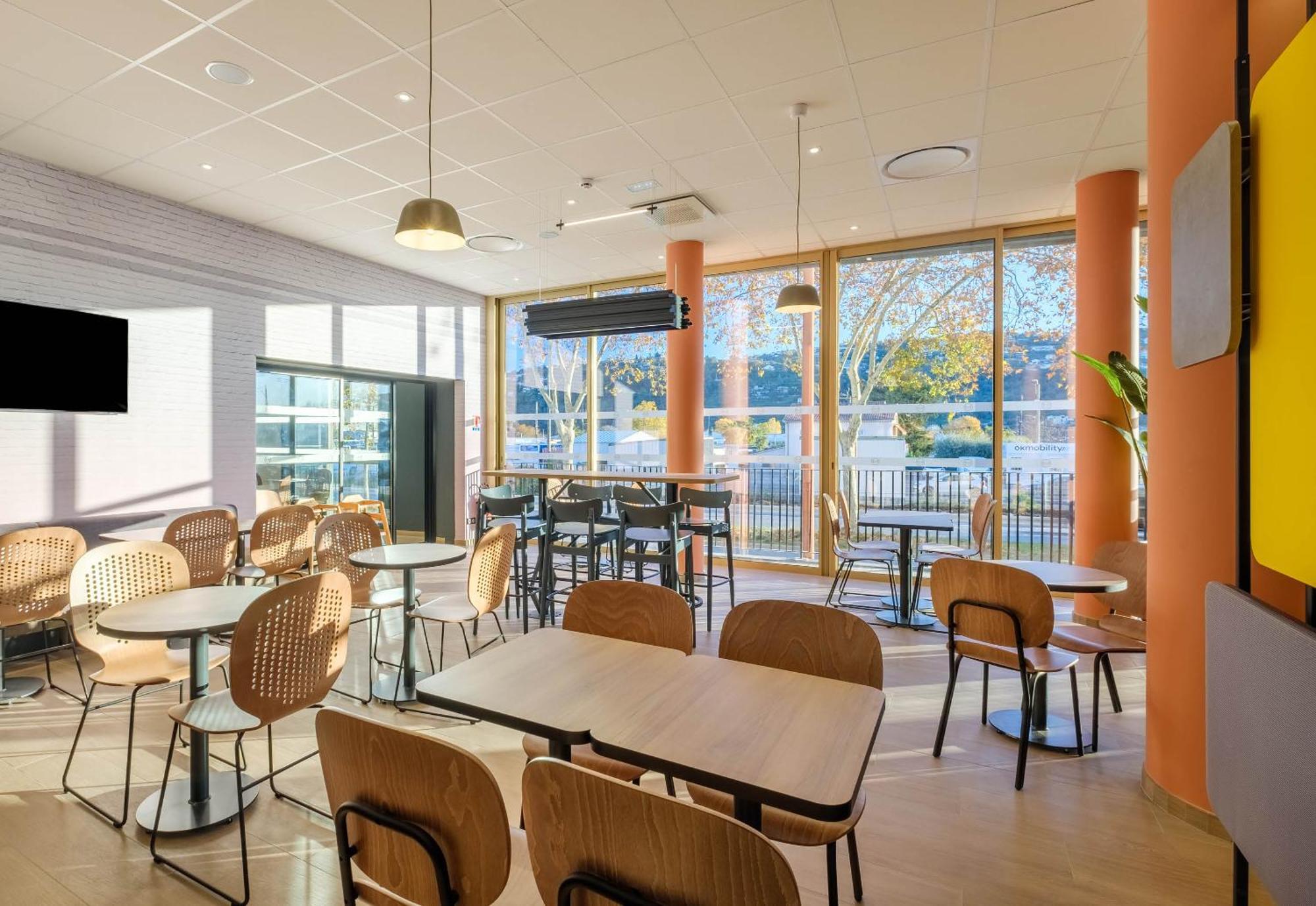 B&B Hotel Nice Stade Riviera エクステリア 写真